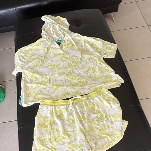 Women’s Lime green  Tie-Dye Hoodie and Shorts Set XL - Picture 1 of 5